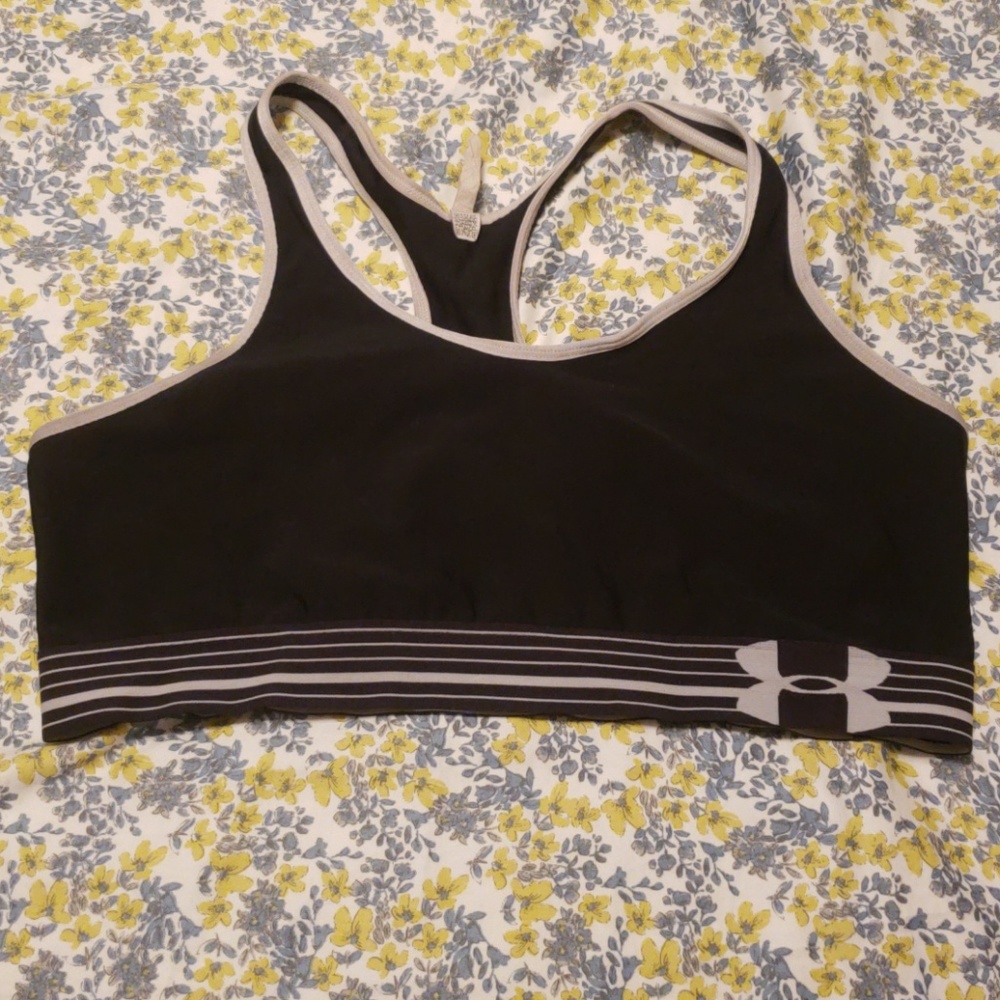 UA sports bra